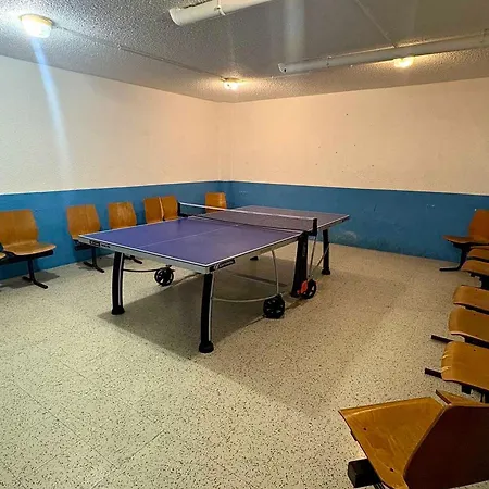 Appartement Avec Wi-fi, 4 Pers, Vue Depuis Terrasse - Fr-1-827-69